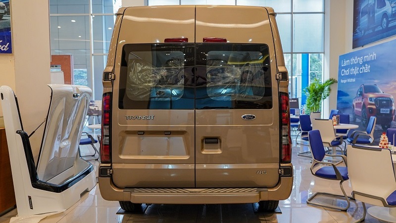 Ford Transit 2022 2023 Tại Hà Đông