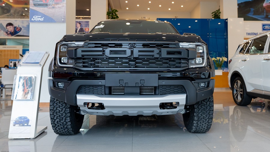 Đầu Xe Ford Ranger Raptor Màu Đen Mới 2024 2025 tại Ford Thăng Long
