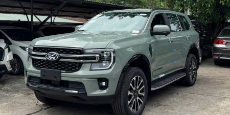 Ford Everest Platinum 2.0L 4x4 AT